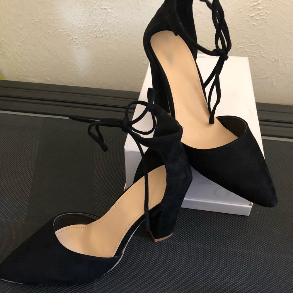 Black stylish shoes / new